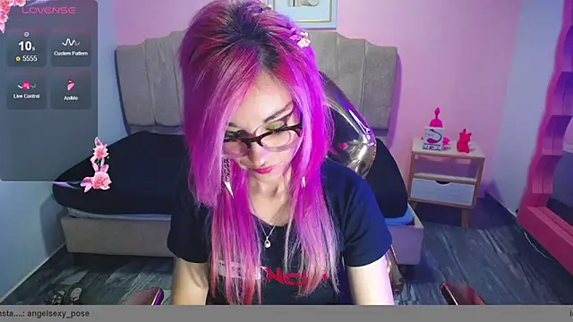 abril ch  online show from 10/22/25, 10:48