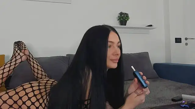 Snapshot of IvyKaelani chatting on 03/02/25, 12:54 IvyKaelani online show from 03/02/25, 12:54