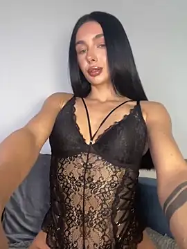 Snapshot of IvyKaelani chatting on 09/19/25, 11:33 IvyKaelani online show from 09/19/25, 11:33