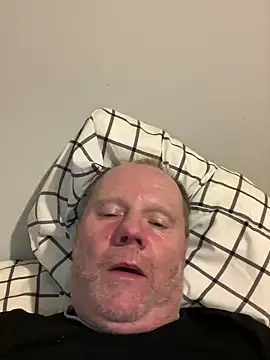 Snapshot of masterjerseyjoe chatting on 12/31/24, 08:15 masterjerseyjoe online show from 12/31/24, 08:15