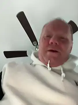 Snapshot of masterjerseyjoe chatting on 01/12/25, 01:27 masterjerseyjoe online show from 01/12/25, 01:27