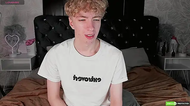 TrevorBenson online show from 10/06/25, 06:16