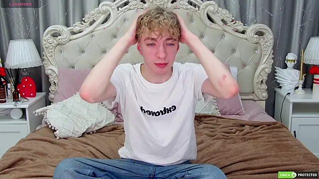 TrevorBenson online show from 10/11/25, 08:46