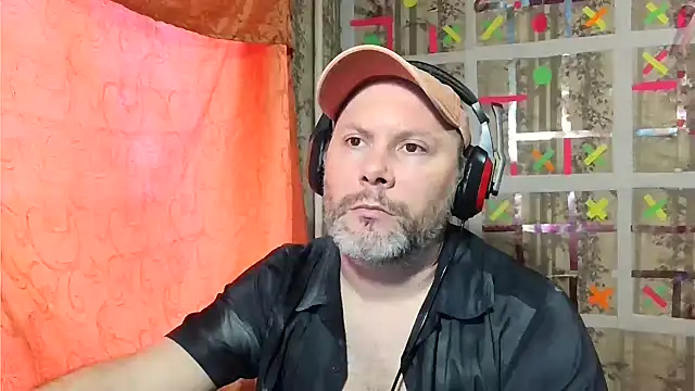 Snapshot of AgnichBan chatting on 01/21/25, 04:21 AgnichBan online show from 01/21/25, 04:21