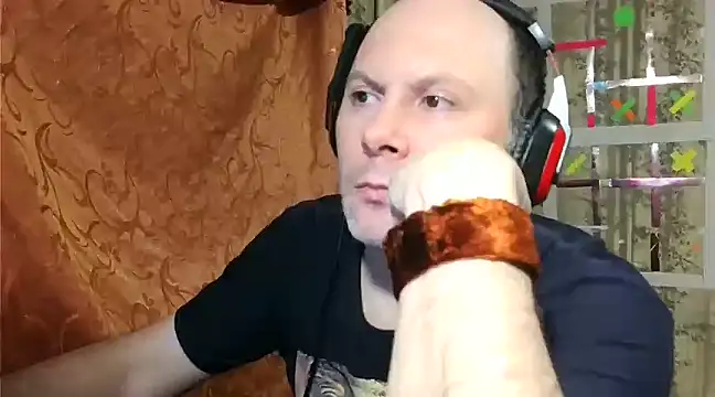 Snapshot of AgnichBan chatting on 01/27/25, 05:58 AgnichBan online show from 01/27/25, 05:58