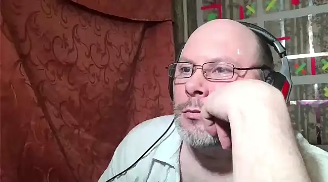 Snapshot of AgnichBan chatting on 03/14/25, 02:30 AgnichBan online show from 03/14/25, 02:30