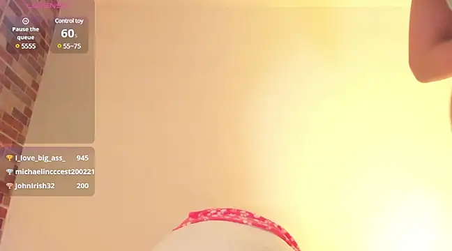 Snapshot of ana_sofia1_ chatting on 01/01/25, 04:50 ana sofia1 online show from 01/01/25, 04:50