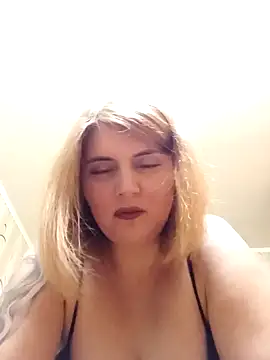 Snapshot of SckayilaGray chatting on 12/14/24, 04:09 SckayilaGray online show from 12/14/24, 04:09