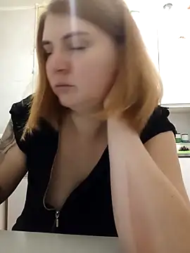 Snapshot of SckayilaGray chatting on 03/16/25, 04:12 SckayilaGray online show from 03/16/25, 04:12