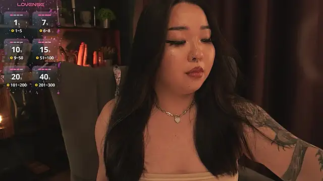 mei honey  online show from 10/14/25, 10:10