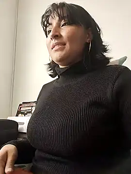 Pauilina online show from 12/19/24, 07:07