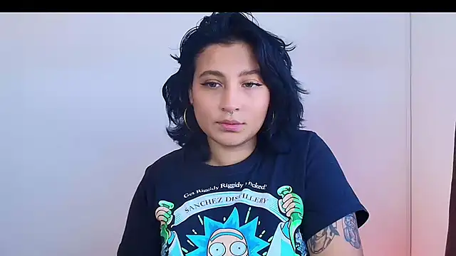 Pauilina online show from 01/22/25, 01:32