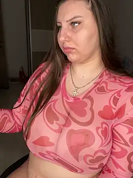 Snapshot of KarinaCelinne chatting on 11/12/25, 02:39 KarinaCelinne online show from 11/12/25, 02:39