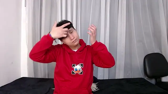 Snapshot of Im_Milan_Rs chatting on 11/06/25, 03:51 Im Milan Rs online show from 11/06/25, 03:51