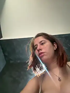 HannaSmiith online show from 10/28/25, 01:58