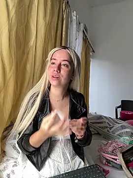 HannaSmiith online show from 11/04/25, 12:59