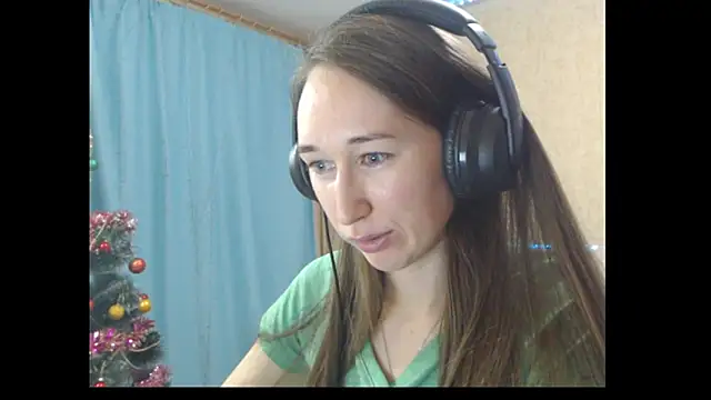 Snapshot of --Model--2 chatting on 01/03/25, 05:10 --Model--2 online show from 01/03/25, 05:10