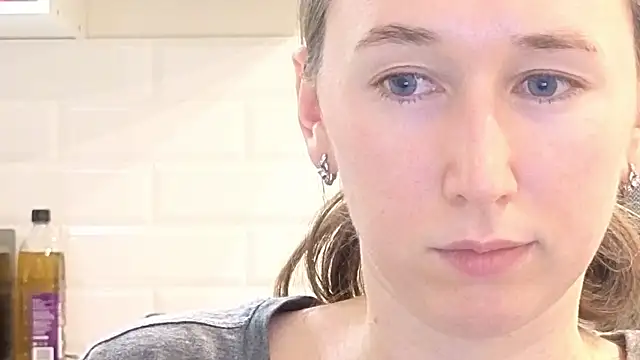 --Model--2 online show from 10/25/25, 12:18