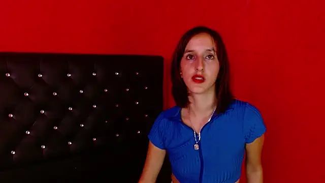 Snapshot of Ambar_Roux_ chatting on 12/30/24, 04:08 Ambar Roux online show from 12/30/24, 04:08