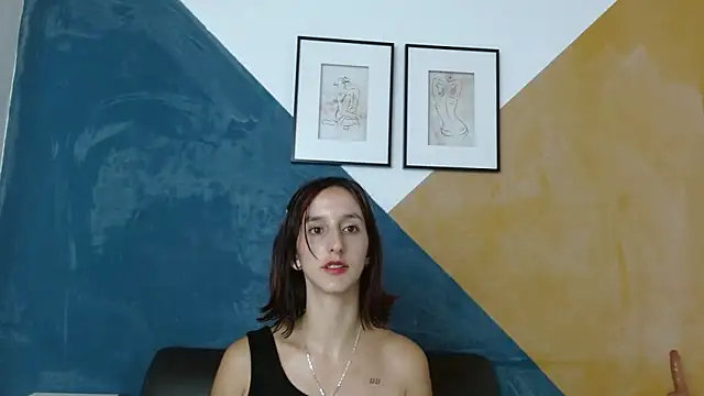 Snapshot of Ambar_Roux_ chatting on 01/04/25, 07:34 Ambar Roux online show from 01/04/25, 07:34