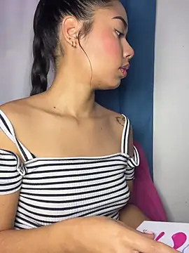 Snapshot of _Luana chatting on 03/07/25, 09:07  Luana online show from 03/07/25, 09:07