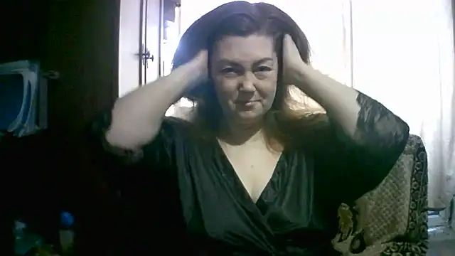 Madame-Butterfly online show from 10/22/25, 06:57