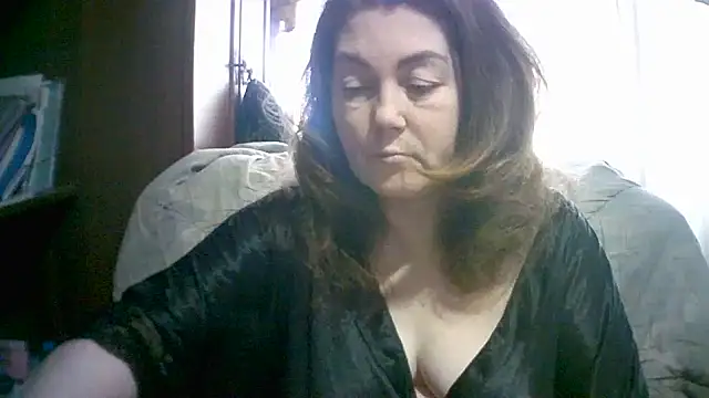 Madame-Butterfly online show from 11/16/25, 07:03