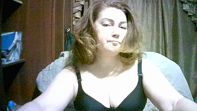 Madame-Butterfly online show from 11/19/25, 10:32