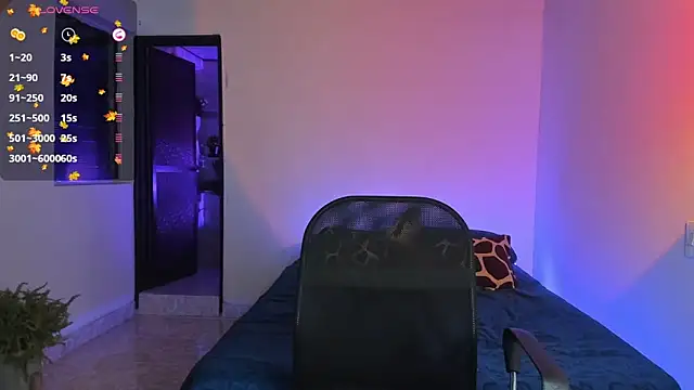 Jasperjoness online show from 10/21/25, 04:24