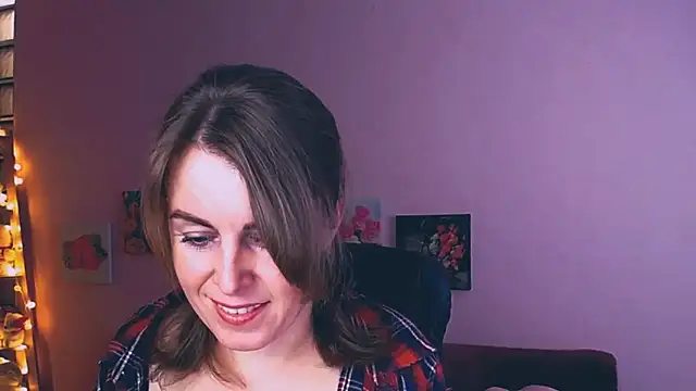 Hot Milady online show from 01/28/25, 07:32