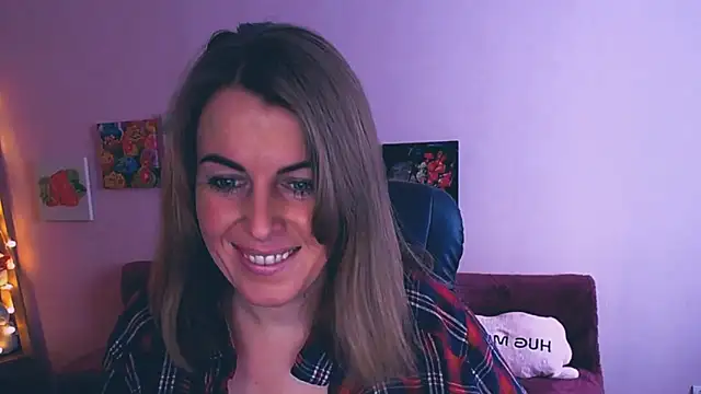 Hot Milady online show from 02/05/25, 07:39