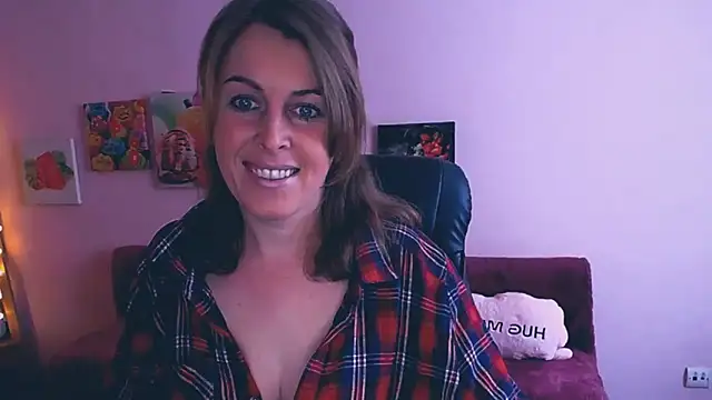 Hot Milady online show from 02/14/25, 07:59