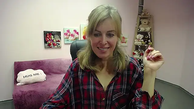 Hot Milady online show from 10/02/25, 07:26