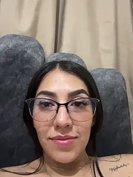 StaceyJones1 online show from 03/05/25, 03:18