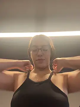 StaceyJones1 online show from 03/13/25, 09:48