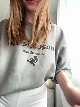 HellPeach online show from 03/05/25, 12:22