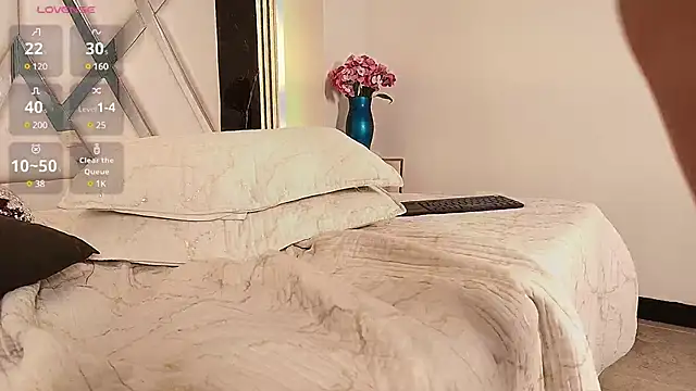 Valery wang online show from 03/06/25, 02:40