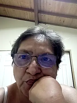 Snapshot of florecita69 chatting on 03/14/25, 03:26 florecita69 online show from 03/14/25, 03:26