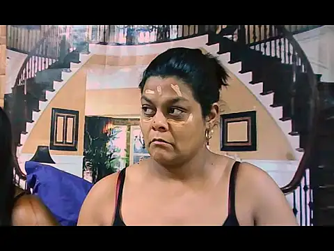 indianCherryPie online show from 10/17/25, 05:43