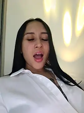 Selena blake online show from 02/08/25, 12:06