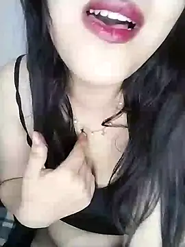 Snapshot of Tota_Khan chatting on 01/11/25, 03:31 Tota Khan online show from 01/11/25, 03:31
