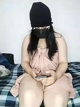 Snapshot of Tota_Khan chatting on 01/18/25, 02:58 Tota Khan online show from 01/18/25, 02:58