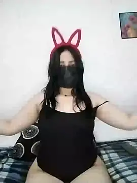 Snapshot of Tota_Khan chatting on 02/18/25, 12:48 Tota Khan online show from 02/18/25, 12:48