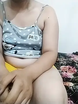 Snapshot of Tota_Khan chatting on 09/22/25, 02:02 Tota Khan online show from 09/22/25, 02:02