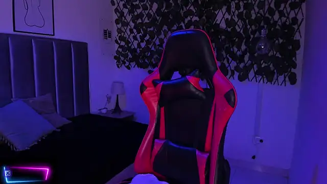 Kitty Gang online show from 10/10/25, 02:32