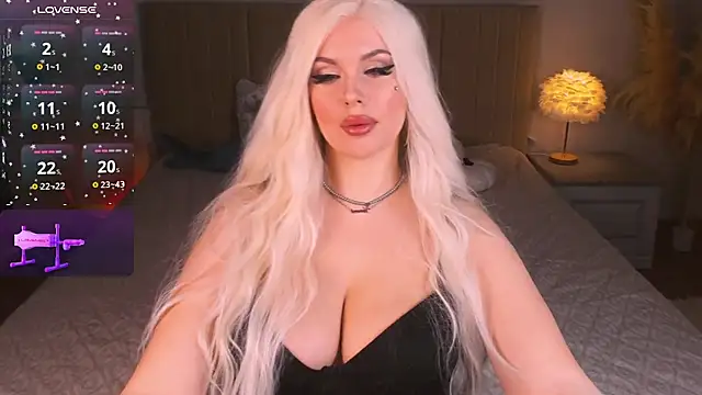 Snapshot of GoddessGlow chatting on 01/22/25, 09:35 GoddessGlow online show from 01/22/25, 09:35