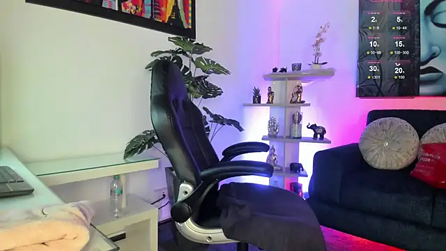 Snapshot of BaphyBaby chatting on 03/18/25, 01:21 BaphyBaby online show from 03/18/25, 01:21