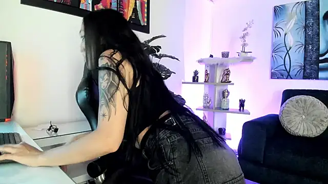 Snapshot of BaphyBaby chatting on 10/22/25, 07:13 BaphyBaby online show from 10/22/25, 07:13