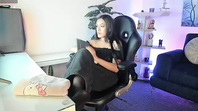 Snapshot of BaphyBaby chatting on 10/28/25, 07:16 BaphyBaby online show from 10/28/25, 07:16