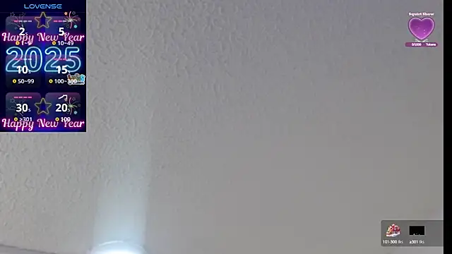 Snapshot of AlexaFontana chatting on 01/24/25, 11:45 AlexaFontana online show from 01/24/25, 11:45